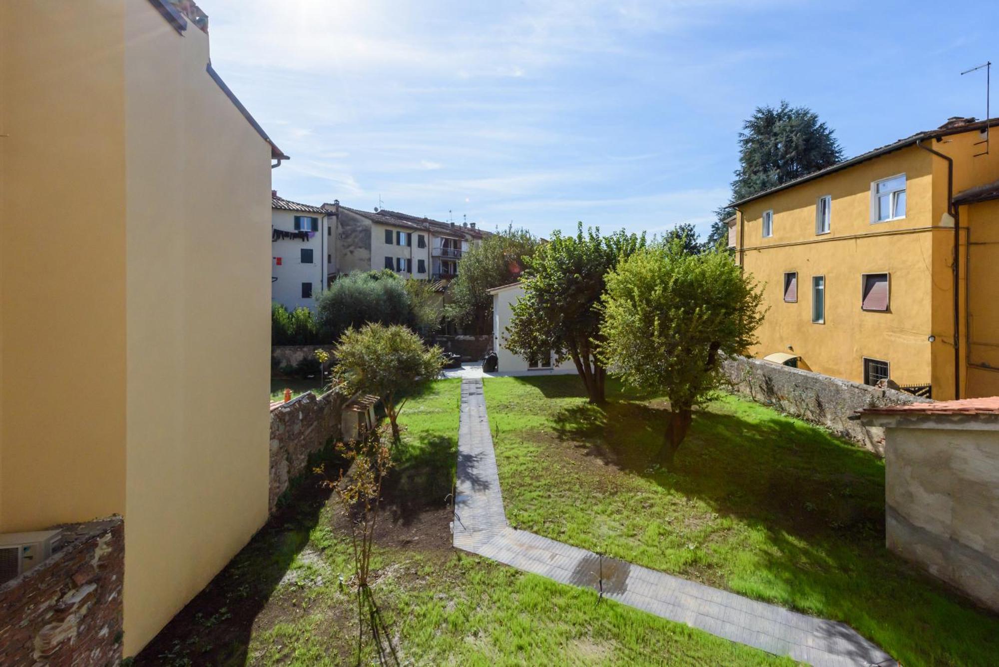 Heart Of Lucca Style Whitin The Walls المظهر الخارجي الصورة